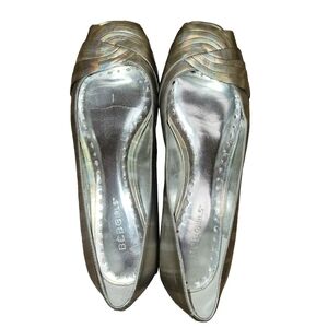 BCBGirls Shoes Gold Size 8